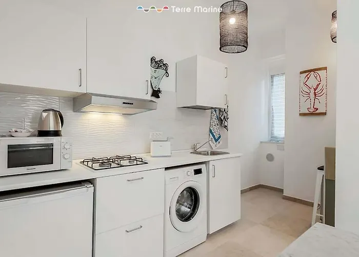 شقة White 89, Terremarine مونتيروسّو ال ماري